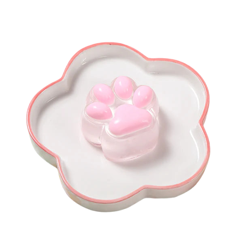 Assiette fleur blanche et rose avec fondant cire patte de chat rose translucide, style kawaii mignon